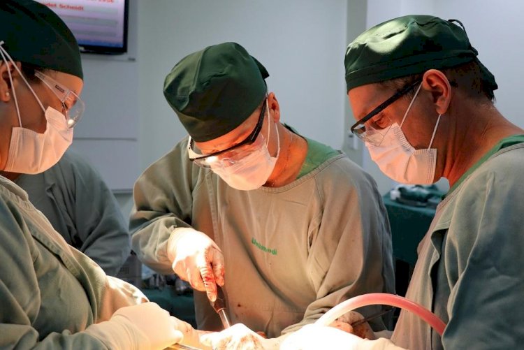 Pela primeira vez, Hospital Unimed Criciúma realiza cirurgia de transplante ósseo