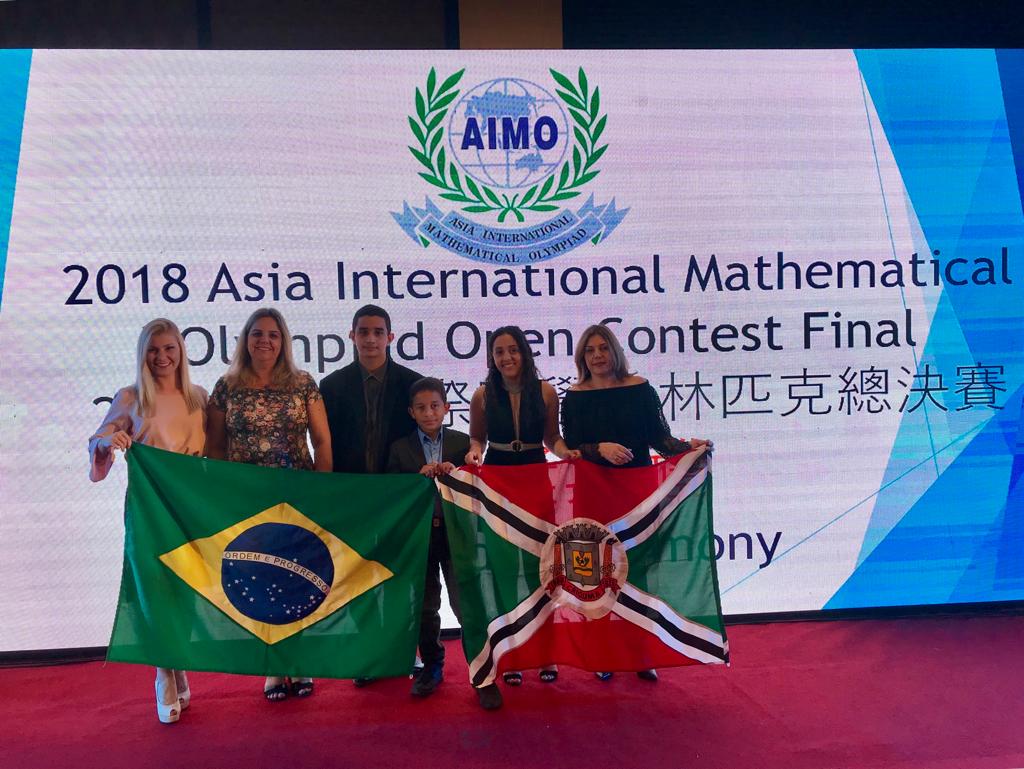 Estudantes de Criciúma são premiados na Olimpíada Internacional de Matemática na Tailândia