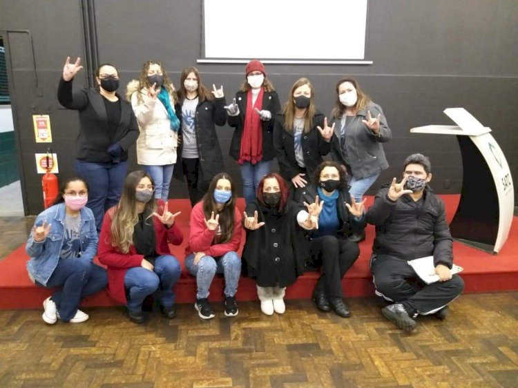 Extensão Satc abre inscrições para curso de Libras