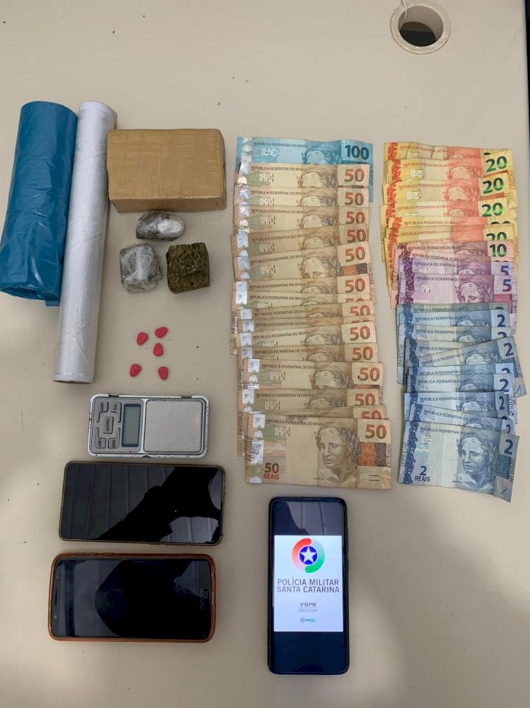PM prende Casal com drogas e dinheiro em Criciúma