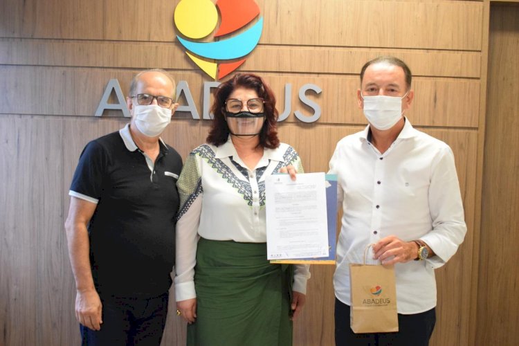 Abadeus e Criciúma Esporte Clube firmam parceria em prol da comunidade do Cristo Redentor