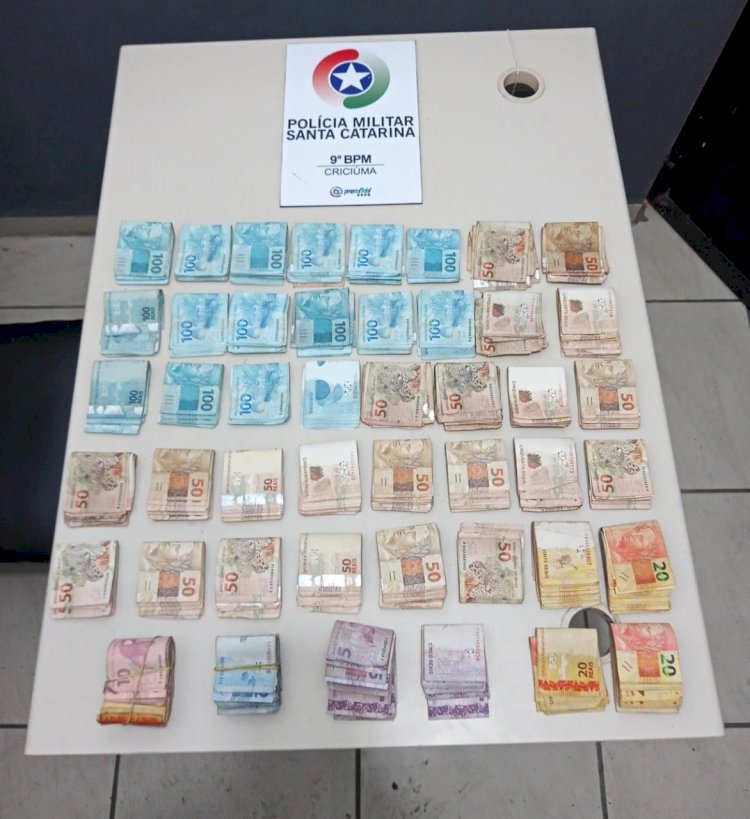 Polícia Militar e Cão Flecha encontram mais d R$ 40 mil enterrados