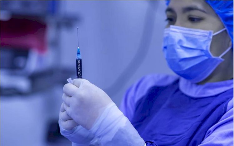 Vacinas da Pfizer começam a ser aplicadas neste sábado em Criciúma