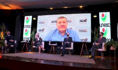 Reconhecimento marca celebração dos 53 anos da Unesc