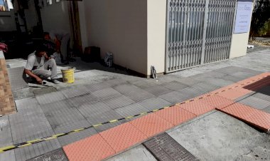 Notificações para adequação de calçadas seguem sendo entregues em Criciúma