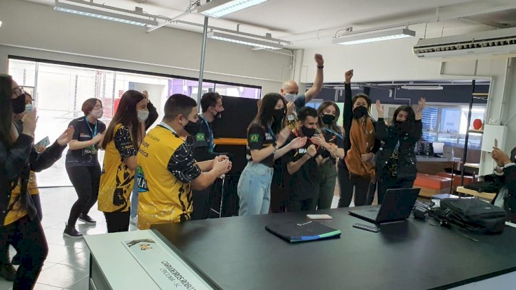 Escola de Criciúma leva 12 prêmios no Festival Nacional do SESI de Robótica 2021 e classifica equipes para o mundial