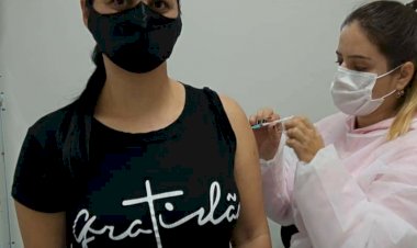 Vacinação à partir de 27 anos, grupos prioritários e segunda dose nesta segunda-feira