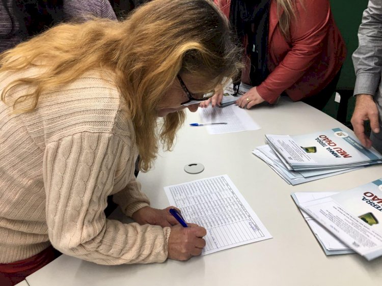 Criciúma entrega 69 escrituras e registros de imóveis nesta quinta-feira