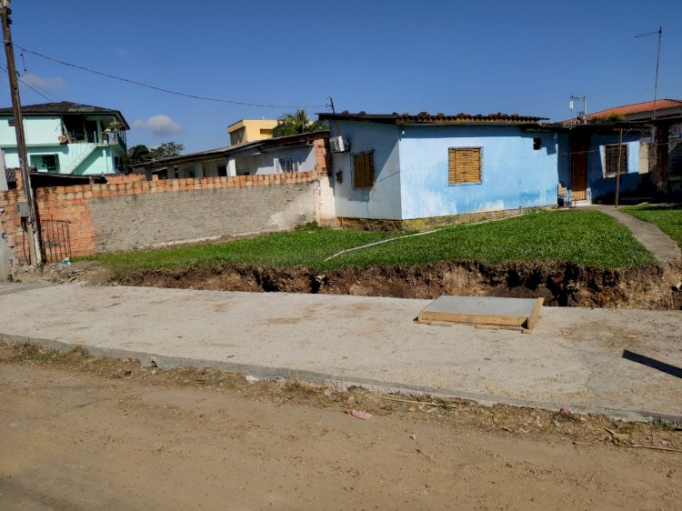 Canal auxiliar é concertado na Vila Manaus