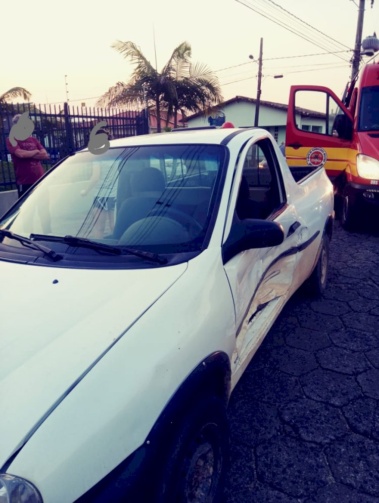 Bombeiros atendem acidente envolvendo dois veículos em Cocal do Sul