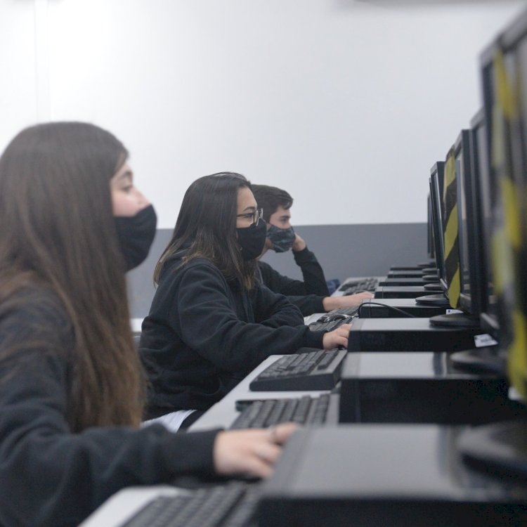 IFSC está com inscrições abertas para cursos gratuitos de qualificação profissional e idiomas a distância