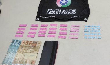 Polícia Militar prende traficante com 150 comprimidos de Ecstasy