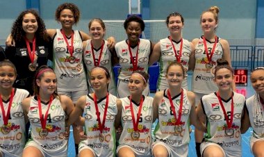 Equipe de basquete Sub-14 de Criciúma é campeã de competição em Florianópolis e garante vaga para etapa nacional