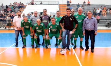 Prefeitura de Criciúma inaugura ginásio de esportes e praça  na Santa luzia