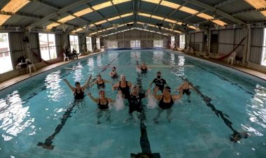 Projeto Tartaruga ajuda idosos na piscina da Unesc