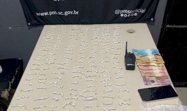 Menor é preso por tráfico de drogas em Criciúma