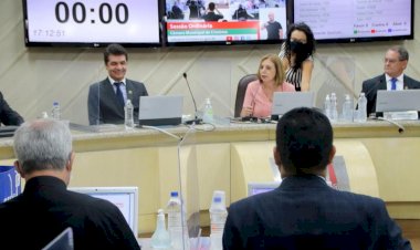 Prefeito participa da primeira Sessão Ordinária na Câmara de Criciúma