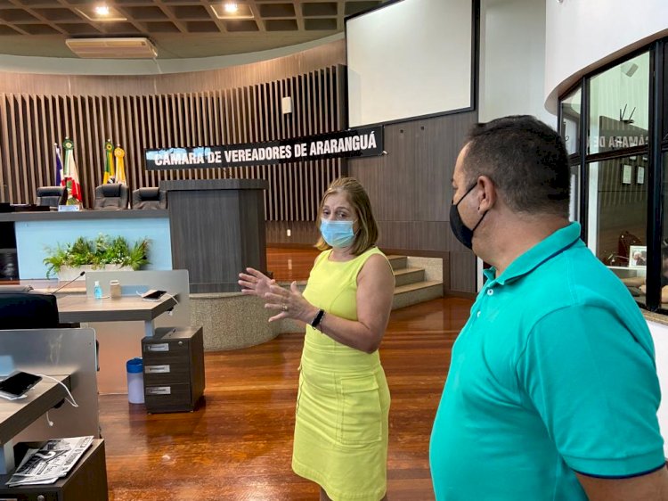 Presidente da Câmara de Criciúma Roseli de Lucca visita câmara de Araranguá