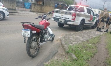 PM prende foragido com Motocicleta Furtada