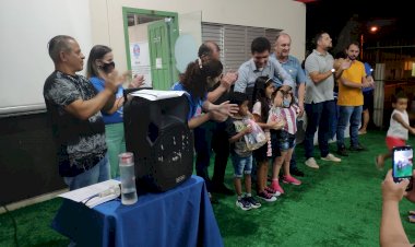Entrega de uniformes escolares já alcançou 33 unidades de ensino