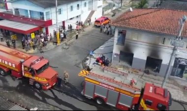 Incêndio em  Bar na Vila Manaus Causa a morte de duas pessoas