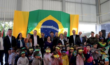 Acic conhece escolas da Rede Municipal