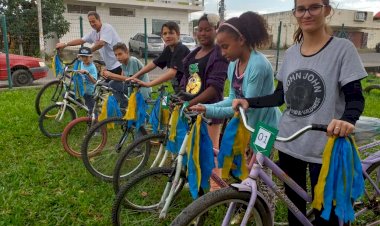 CRAS do Bairro Santa Luzia Realiza Passeio Ciclístico