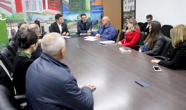 PrefeitoSalvaro recebe secretário de Saúde do Estado que garante sete leitos de UTI neonatal para o HMISC