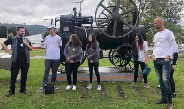 Escola S de Criciúma promove Caminhada Cultural