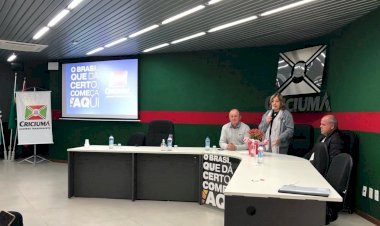 Prefeitura de Criciúma reúne escolas para tratar sobre obrigatoriedade da vacinação