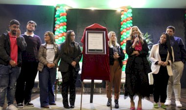 Curso de Enfermagem homenageia reitora Luciane Bisogin Ceretta