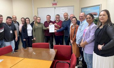 Assinada ordem de serviço para reforma e ampliação do CEI Estrela do Amanhã