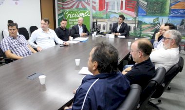 Assinados contratos de compra de terrenos no Loteamento Industrial do Verdinho em Criciúma