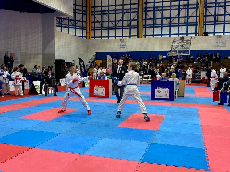 Equipe de Içara já faturou 12 medalhas no Brasileiro de Karatê