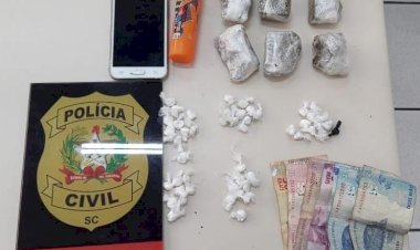 DIC de Criciúma apreende drogas com menores