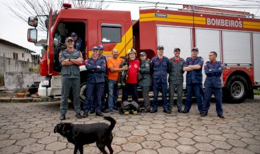 Idoso de 91 anos recebe visita do Corpo de Bombeiros Militar em Criciúma na sua festa de “mêsversário”