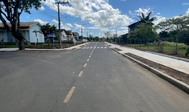 Forquilhinha inaugura oito ruas no bairro Santa Clara