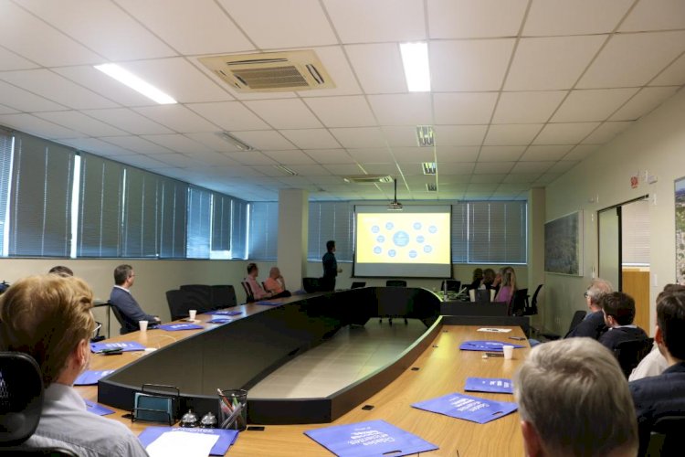 Demanda por profissionais de Tecnologia da Informação é discutida em reunião na Acic