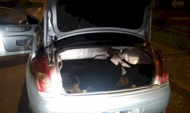 Veículo envolvido em furto é apreendido pela PM na Santa Luzia