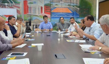 Prefeitos preocupados com o censo 20222 se reúnem em Criciúma