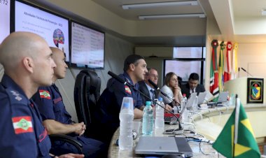 Bombeiros Militares apresentam suas atividades no Legislativo em Criciúma