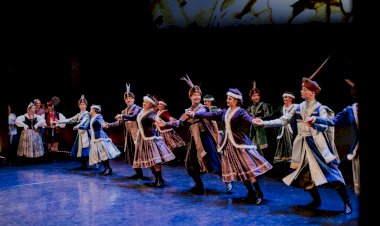 Criciúma recebe atração do Conjunto de Canto e Dança da Escola Politécnica de Varsóvia/Polônia