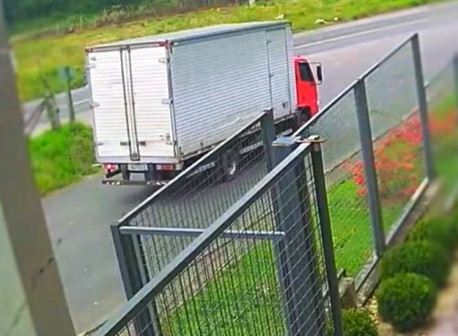 Dois homens são indiciados pela Polícia Civil de Criciúma por subtração de caminhão após falsa comunicação de roubo