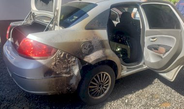 BOMBEIROS  AGEM RÁPIDO E CONSEGUEM EVITAR INCÊNDIO  EM VEÍCULO