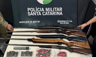 POLÍCIA MILITAR APREENDE VÁRIAS ARMAS E MUITA MUNIÇÃO