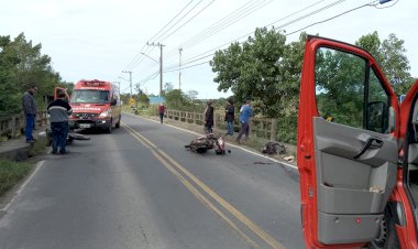 ACIDENTE ENVOLVE DUAS MOTOS EM ESTAÇÃO COCAL