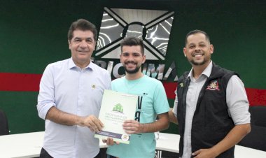 Governo de Criciúma entrega mais de 400 escrituras para famílias nesta quarta-feira