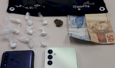 PM PRENDE TRIO POR TRÁFICO DE DROGAS E CORRUPÇÃO DE MENOR