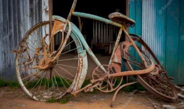 Mulher que perdeu dentes ao cair de bicicleta em buraco não sinalizado será indenizada