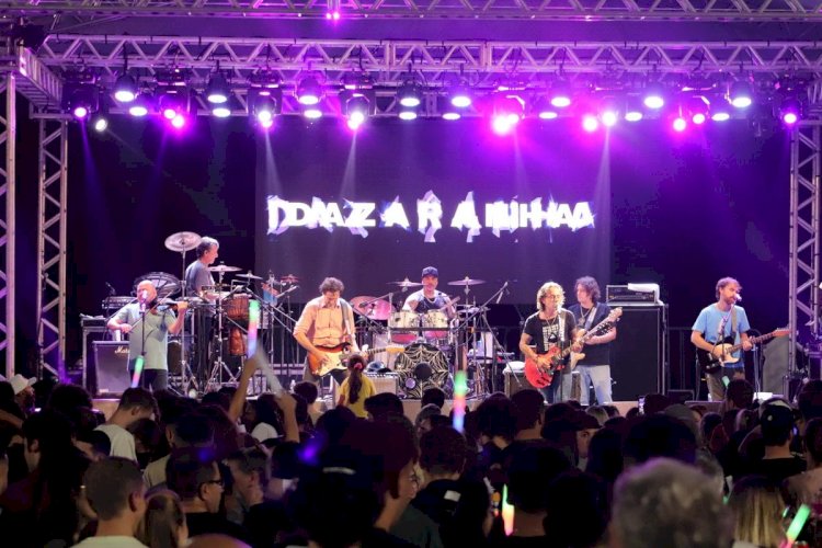 Dazaranha embala multidão na celebração de Dia do Estudante na Unesc